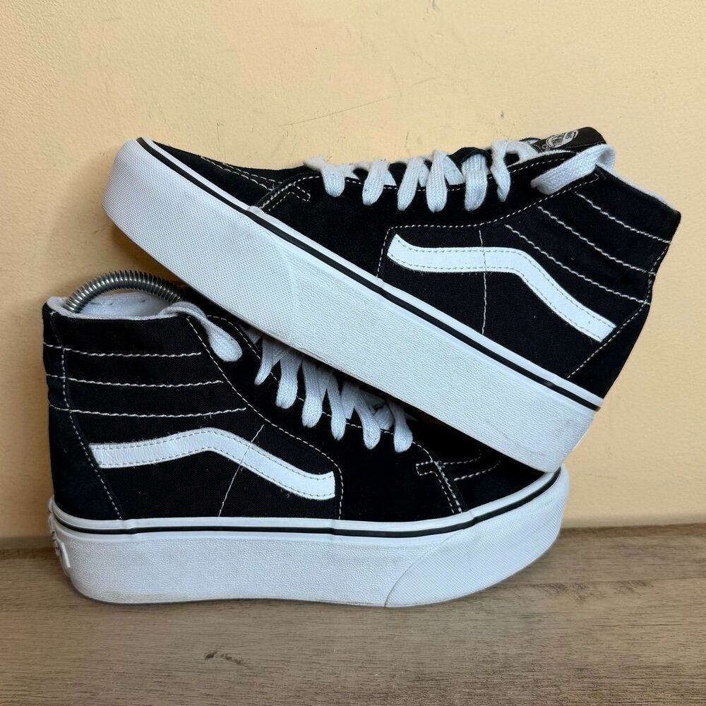 Vans Sk8-Hi Tapered Stackform platform women’s size 7.5 shoes